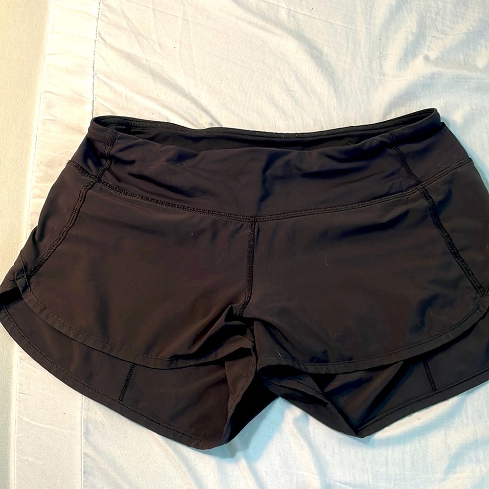 Lululemon size 4 running shorts 3”